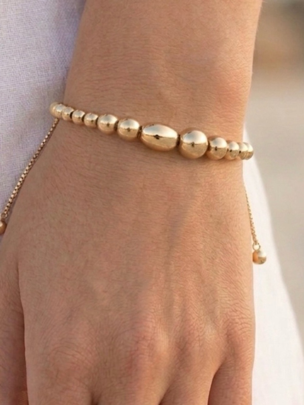 Elegant Gold like Beaded Bracelet